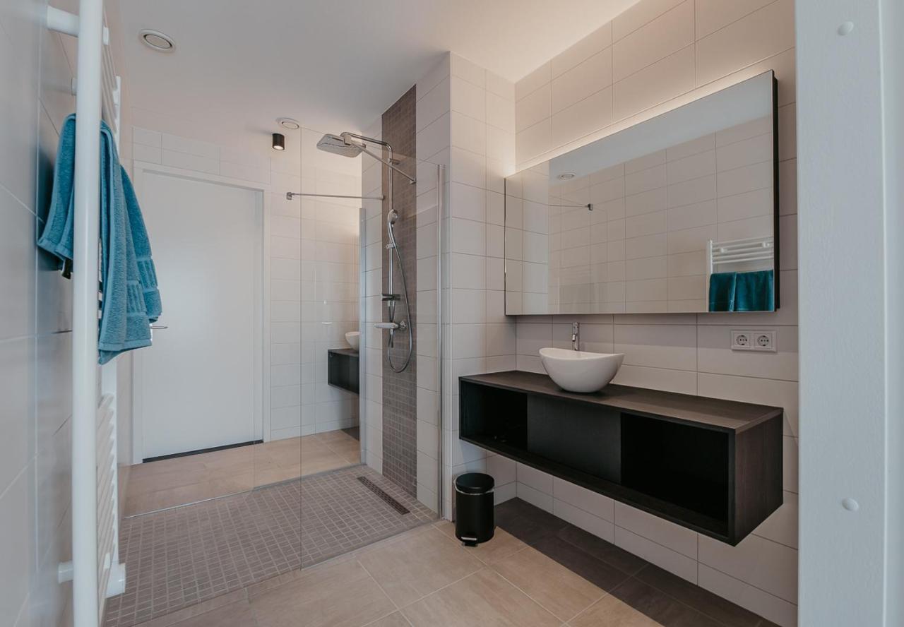 Residence Oude Haven Luxe Appartementen Met Sauna Colijnsplaat Exteriör bild